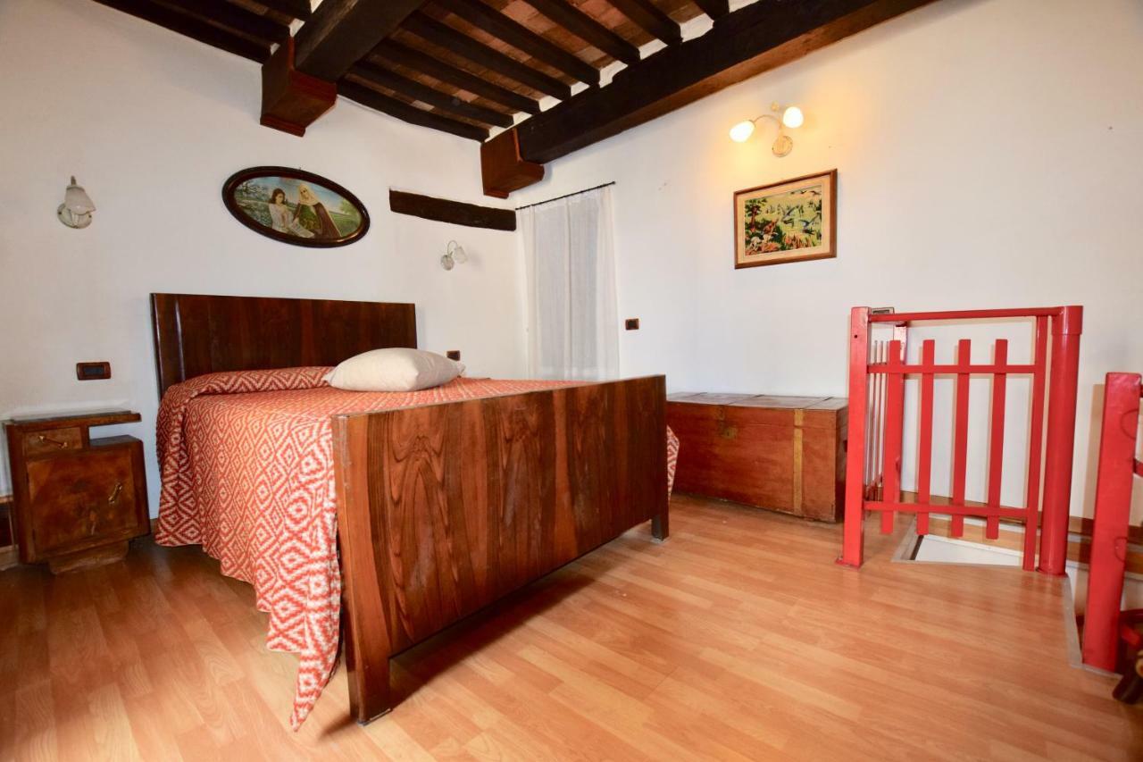 Luciano E Norma House Il Rustico Villa Gerfalco Exteriör bild